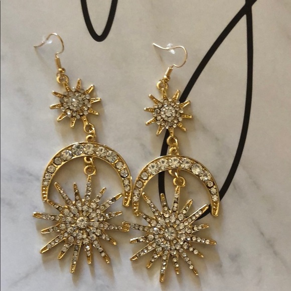 SUN, STAR & MOON EARRINGS - Picture 3 of 7